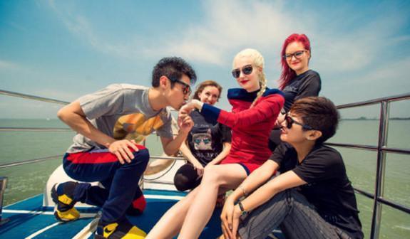 祖孙互相爆料视频